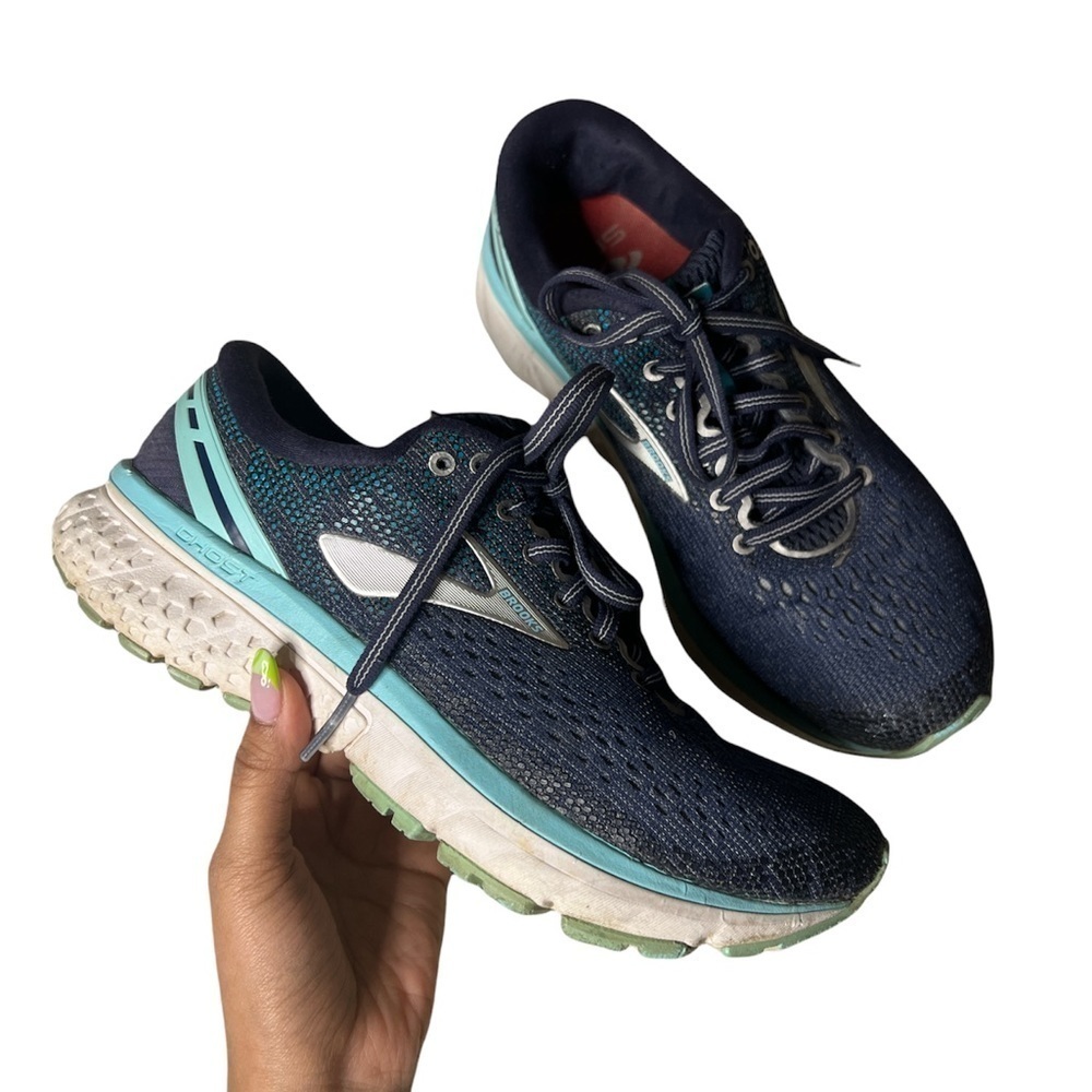 Brooks Blue Size 7.5 Women’s Ghost Lace Up Athletic Shoes